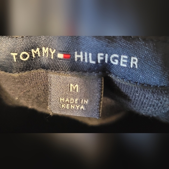 Tommy Hilfiger Vintage Navy Sweatshirt with Signature Logo - Picture 2 of 3